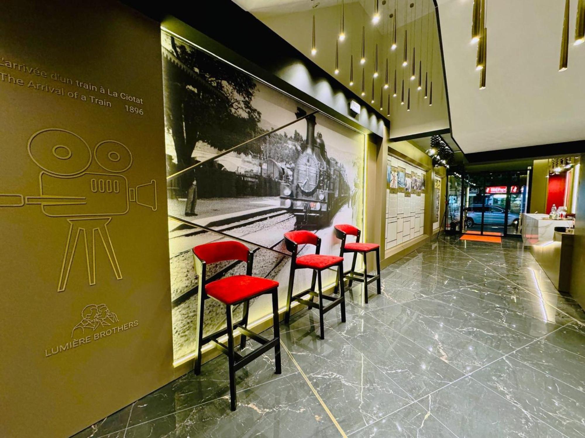 Lumiere Hotel Belgrad Exterior foto