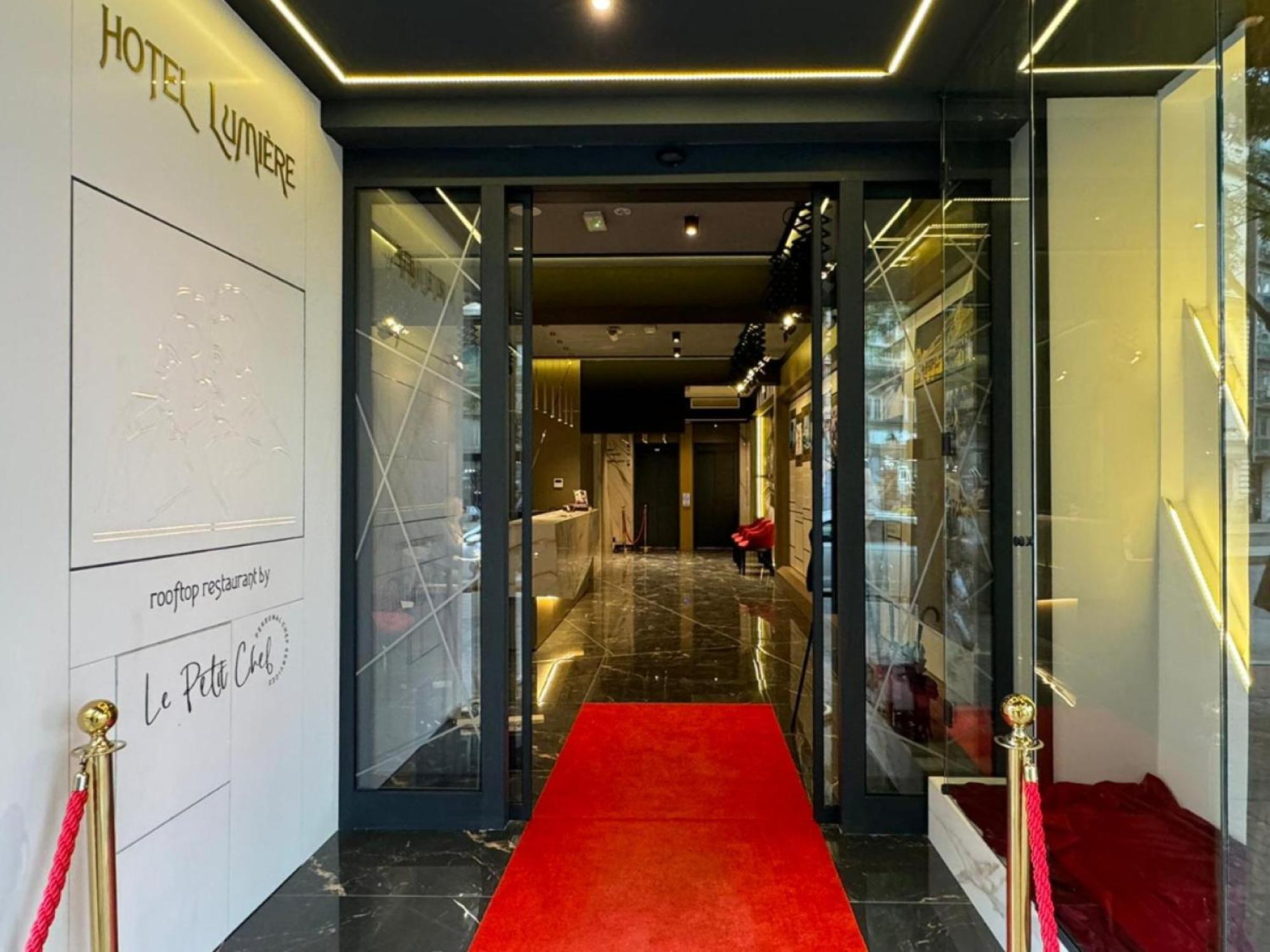 Lumiere Hotel Belgrad Exterior foto