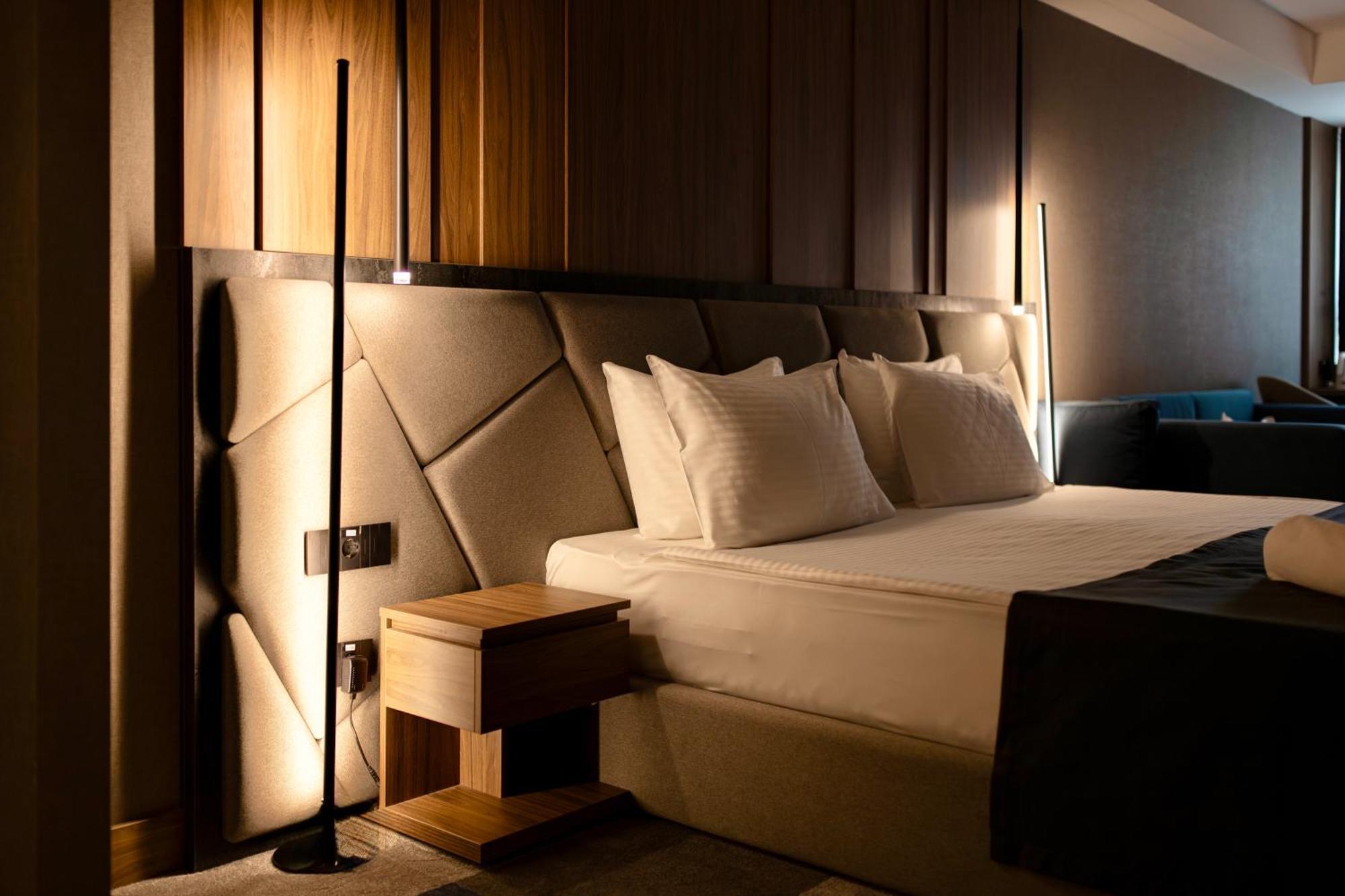 Lumiere Hotel Belgrad Exterior foto
