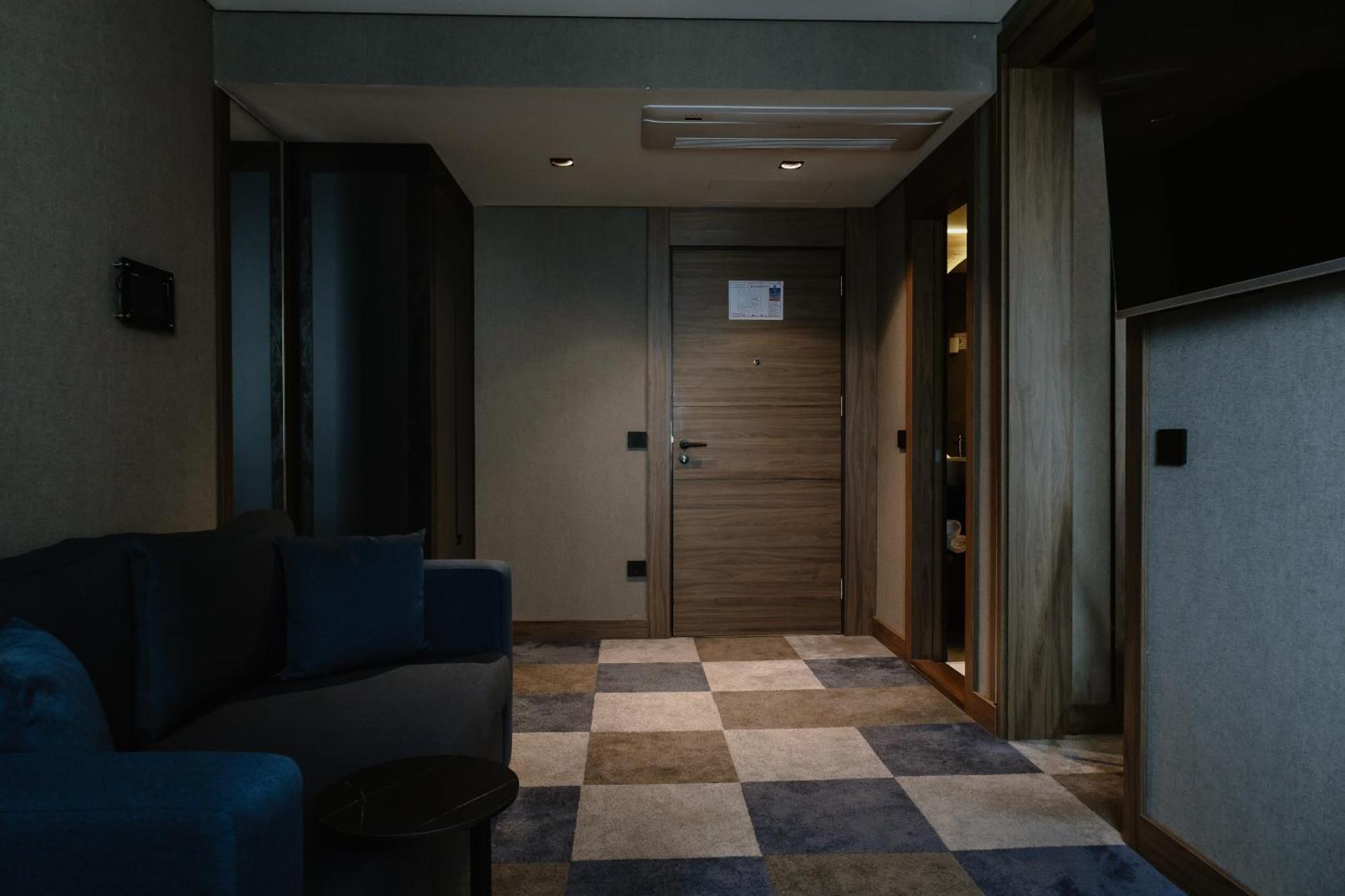 Lumiere Hotel Belgrad Zimmer foto