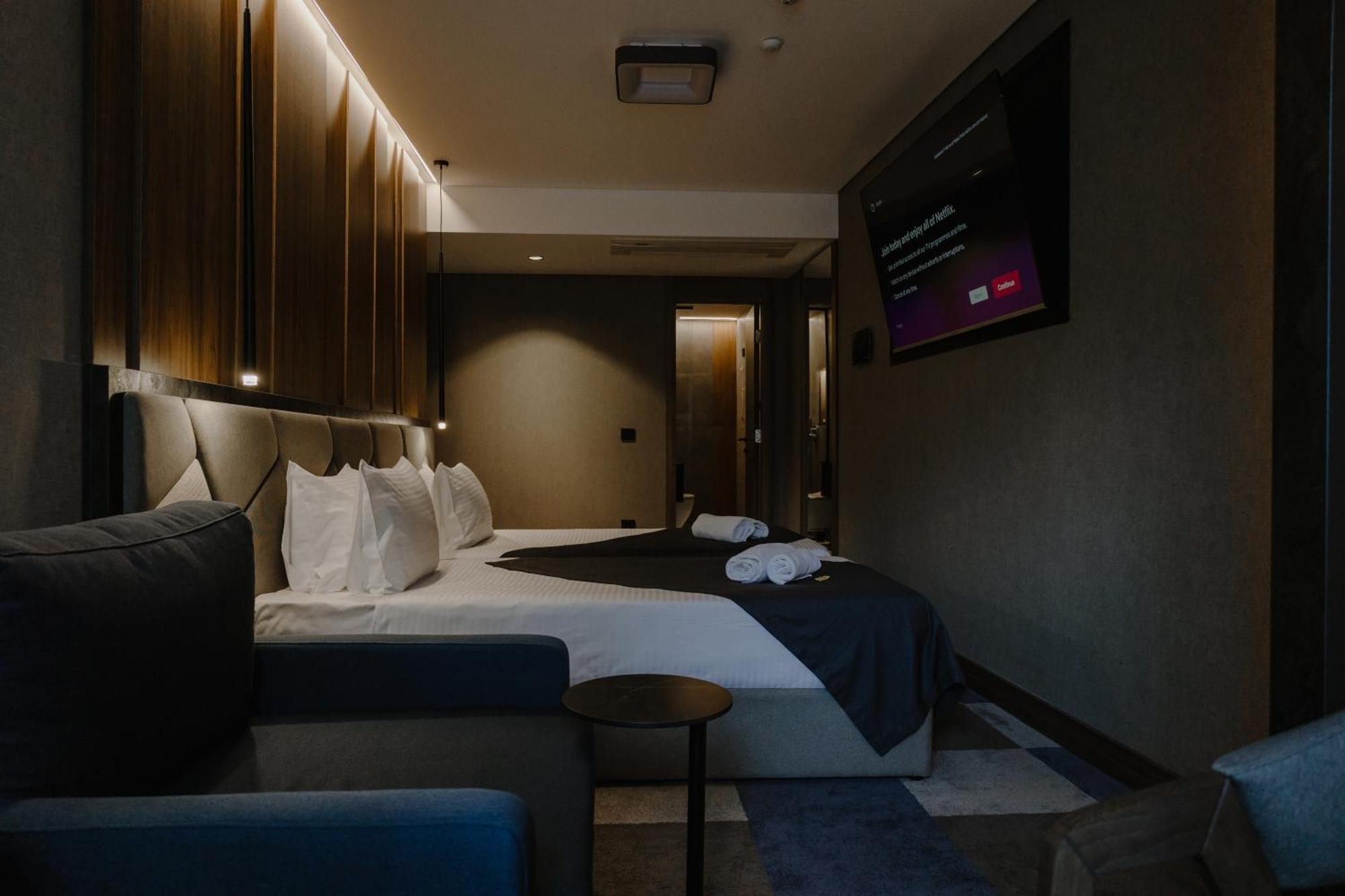 Lumiere Hotel Belgrad Zimmer foto