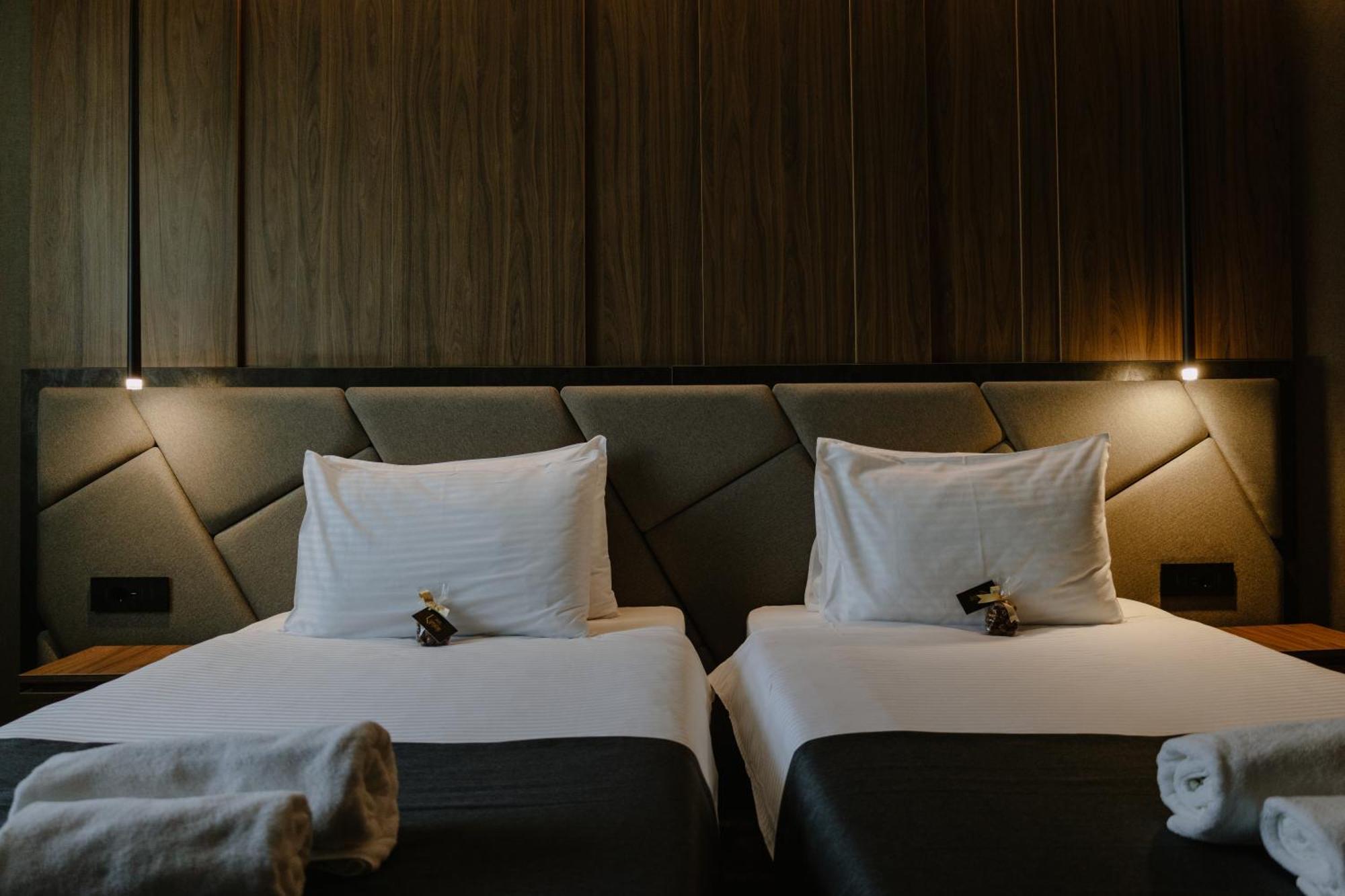 Lumiere Hotel Belgrad Zimmer foto