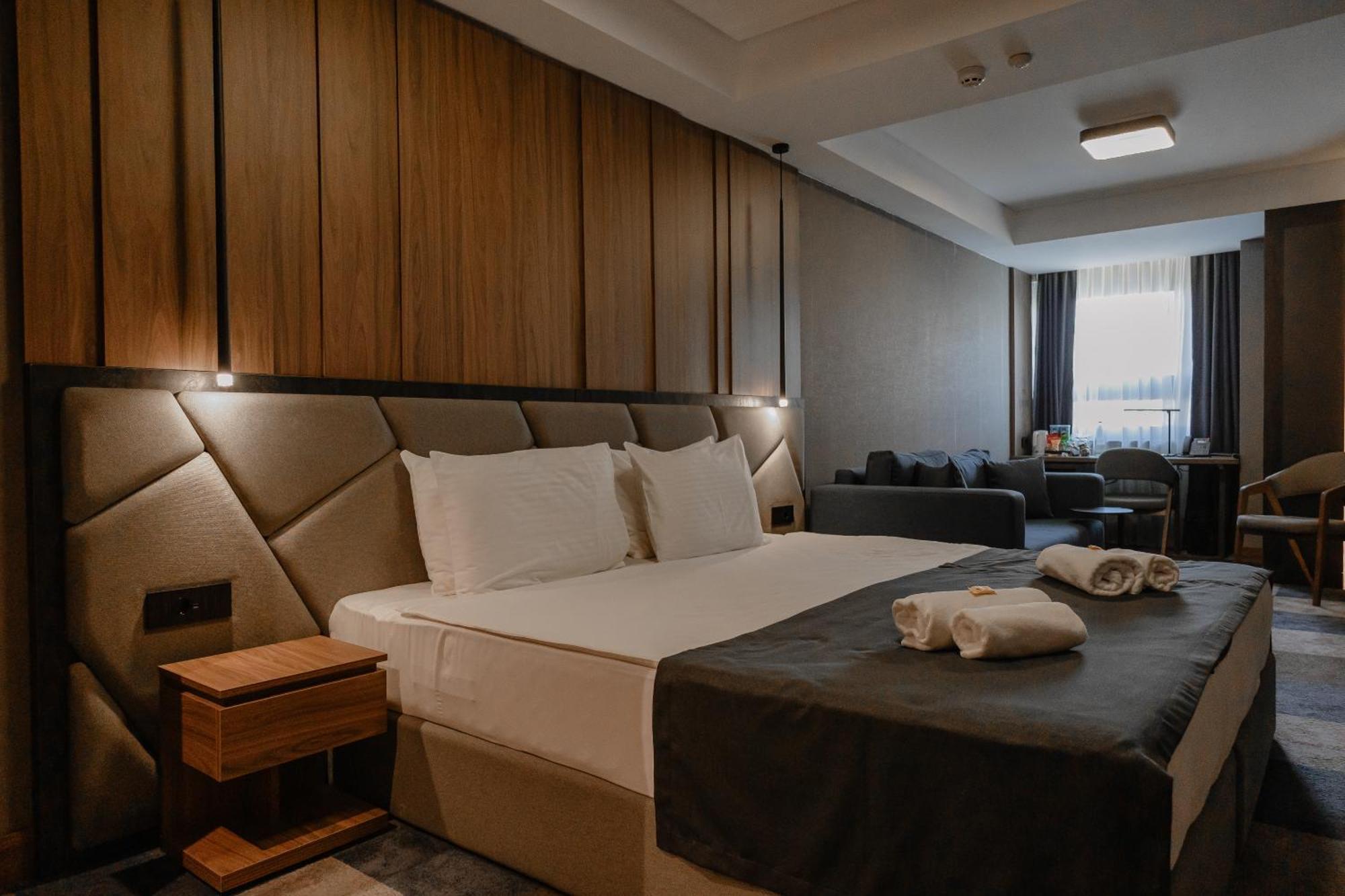 Lumiere Hotel Belgrad Exterior foto
